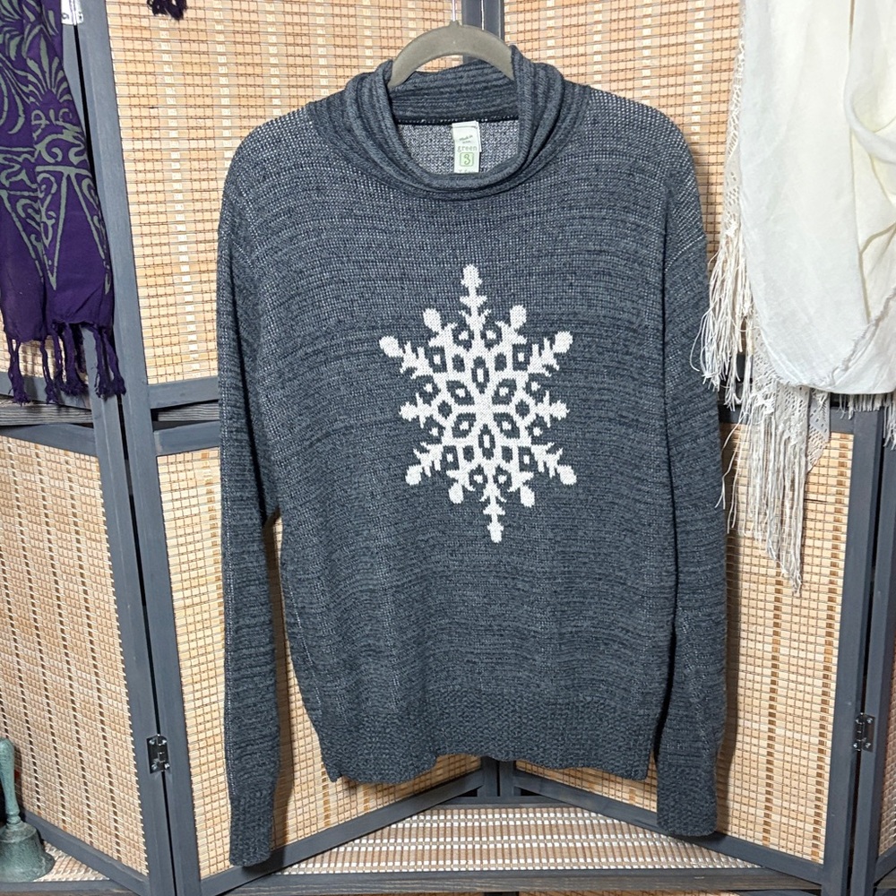 Green 3 Gray Snowflake Knit Sweater